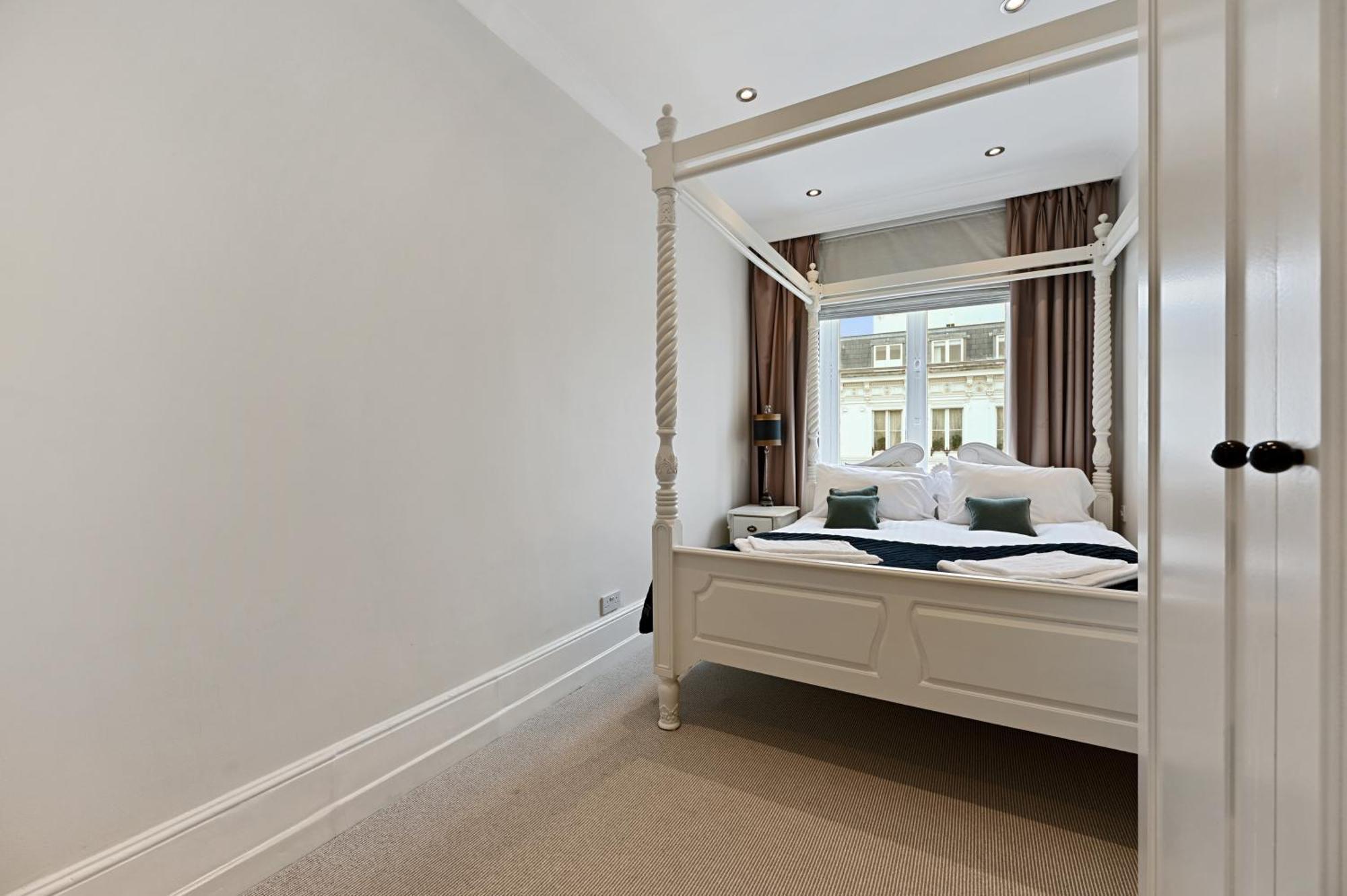 Apartmán Beautiful 2 King Size Beds 2 Bath- Sleeps 5 In Earls Court Londýn Exteriér fotografie