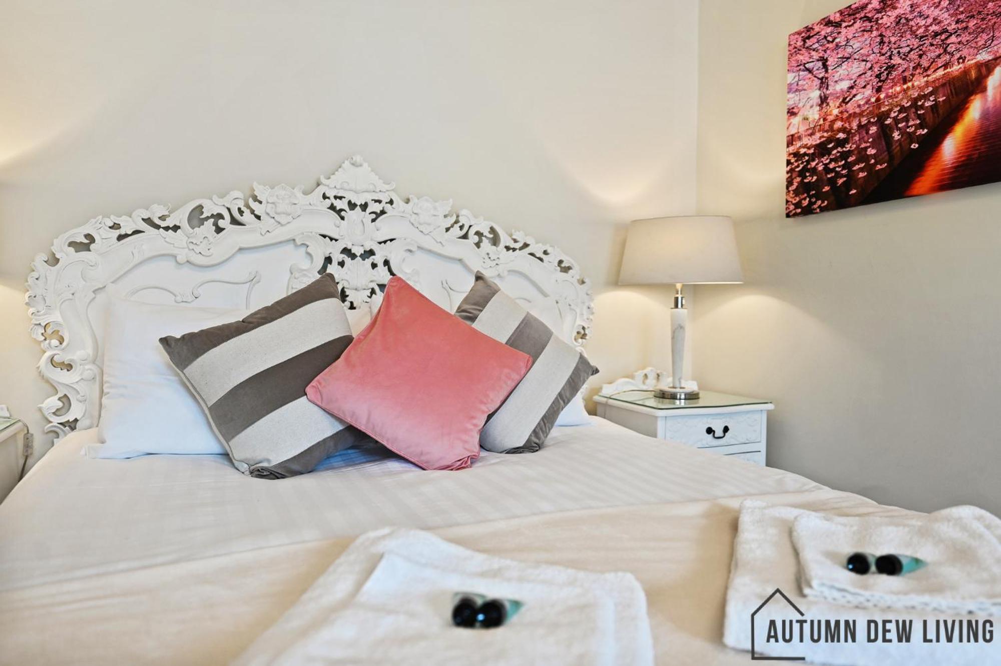 Apartmán Beautiful 2 King Size Beds 2 Bath- Sleeps 5 In Earls Court Londýn Exteriér fotografie